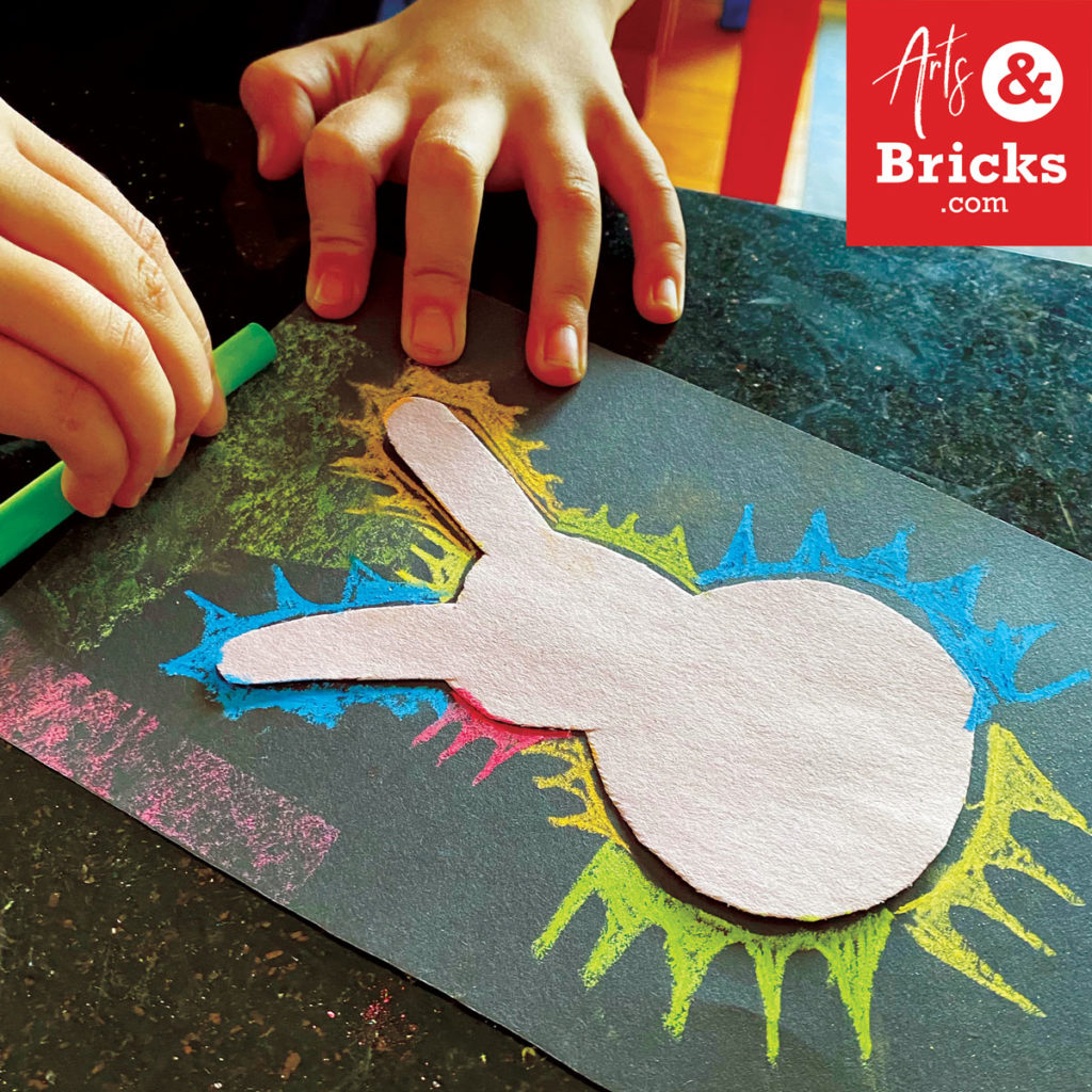 Add chalk pattern to your spring bunny craft.