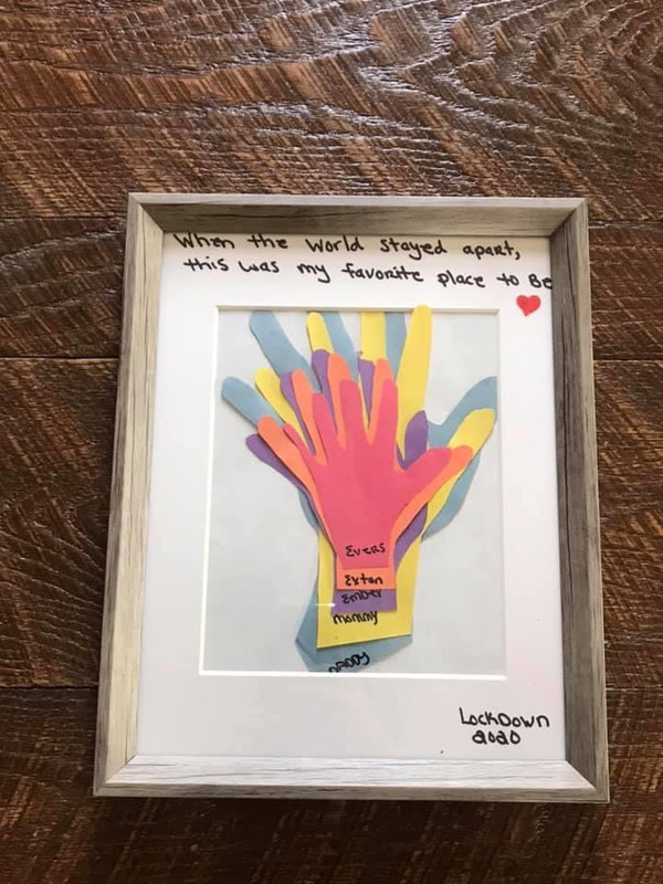 Example of framed Lockdown 2020 family handprint art. Get more inspiration, too! #handprints #lockdown #family #covidart #keepsake