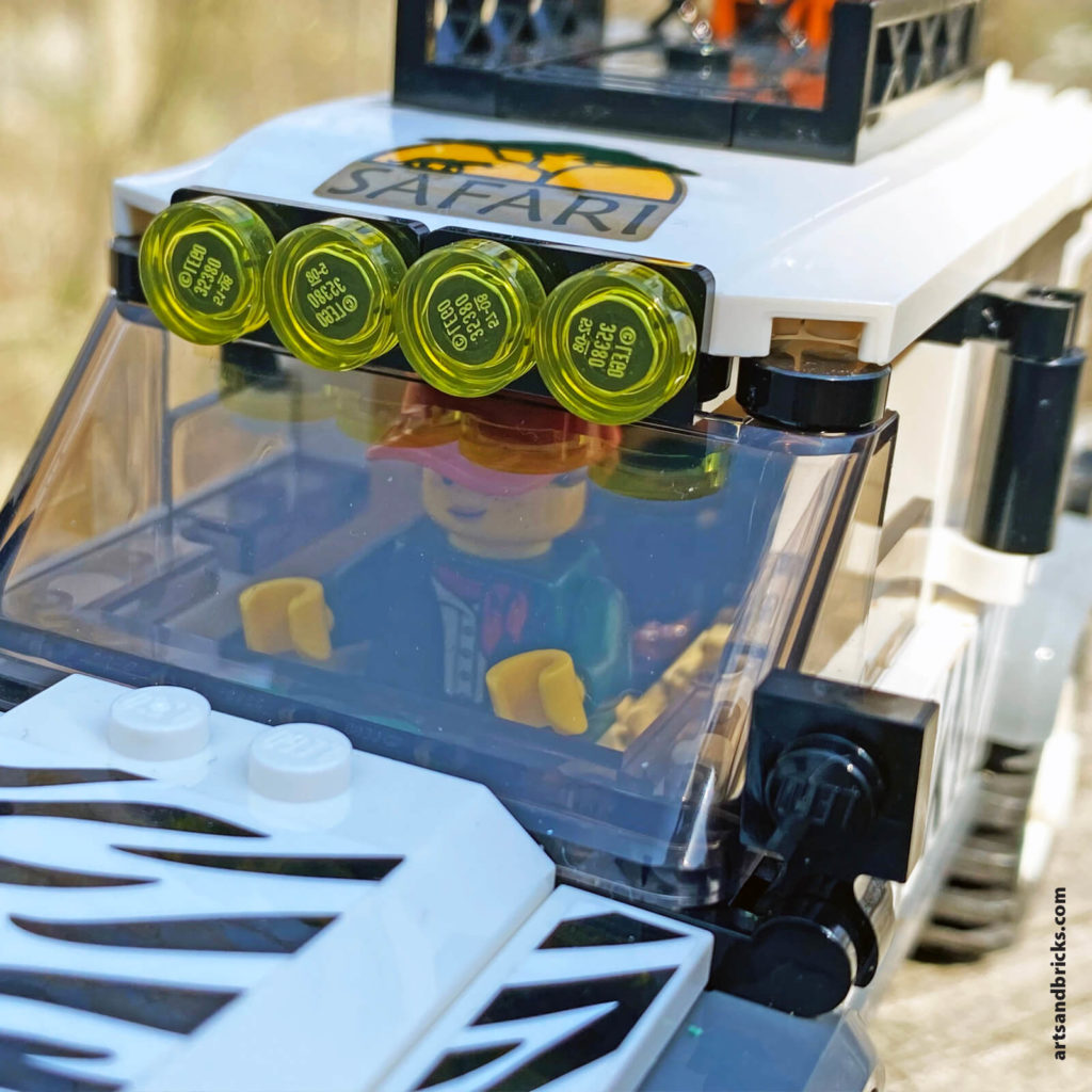 Lego jeep online safari