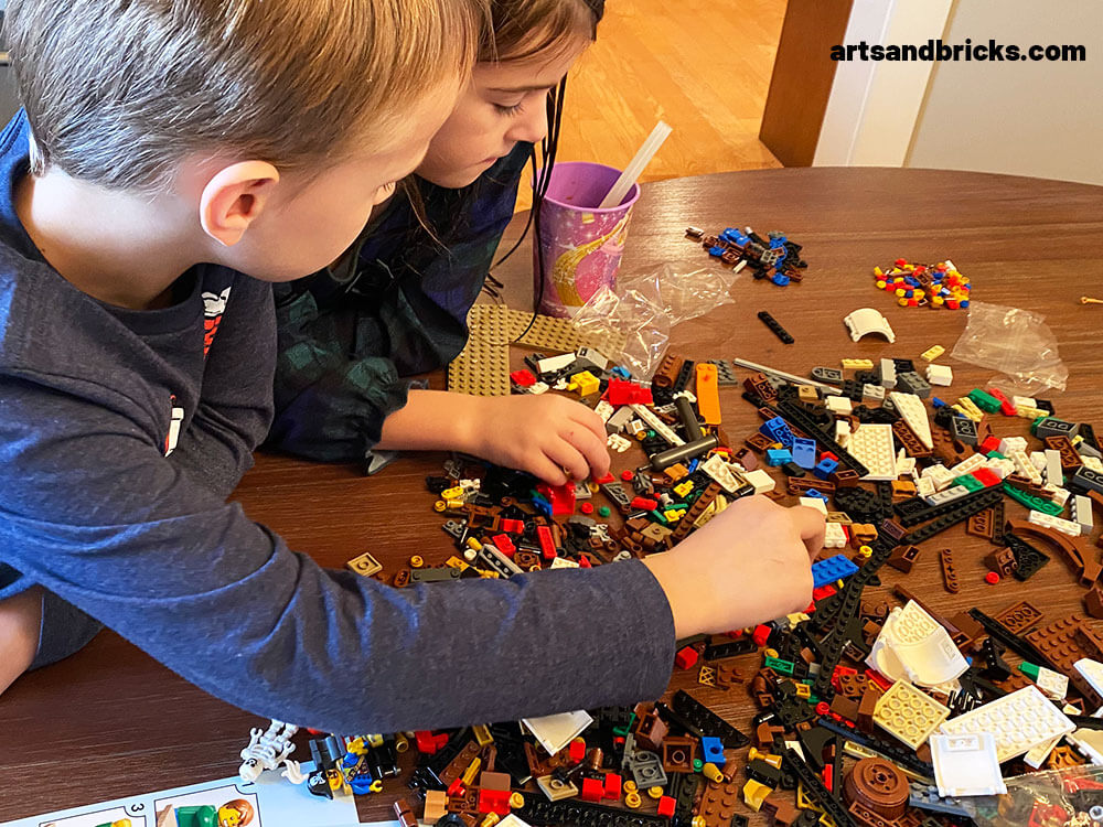 Read about Arts and Bricks's experience building Skull Island from the 2020 LEGO Pirate Ship set 31109 with kids.