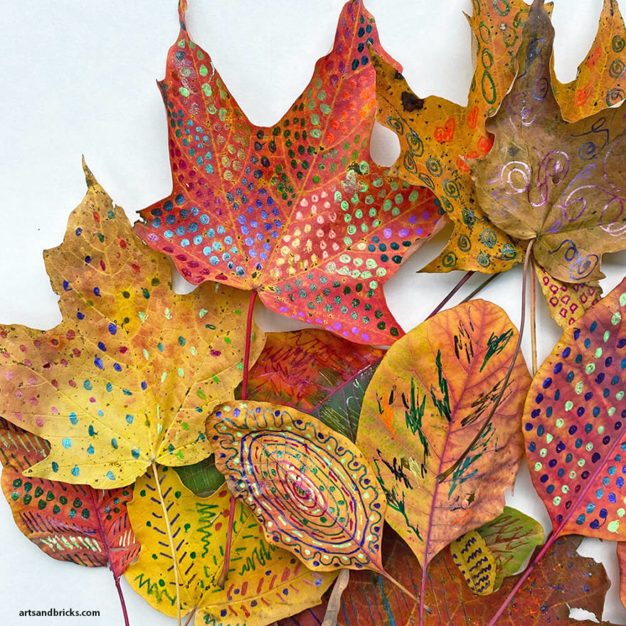 Fall Leaf Craft Idea: Gel Pens - Arts and Bricks