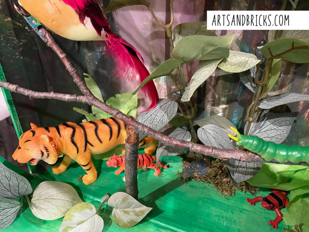 Rainforest Habitat Diorama, Kids' Crafts