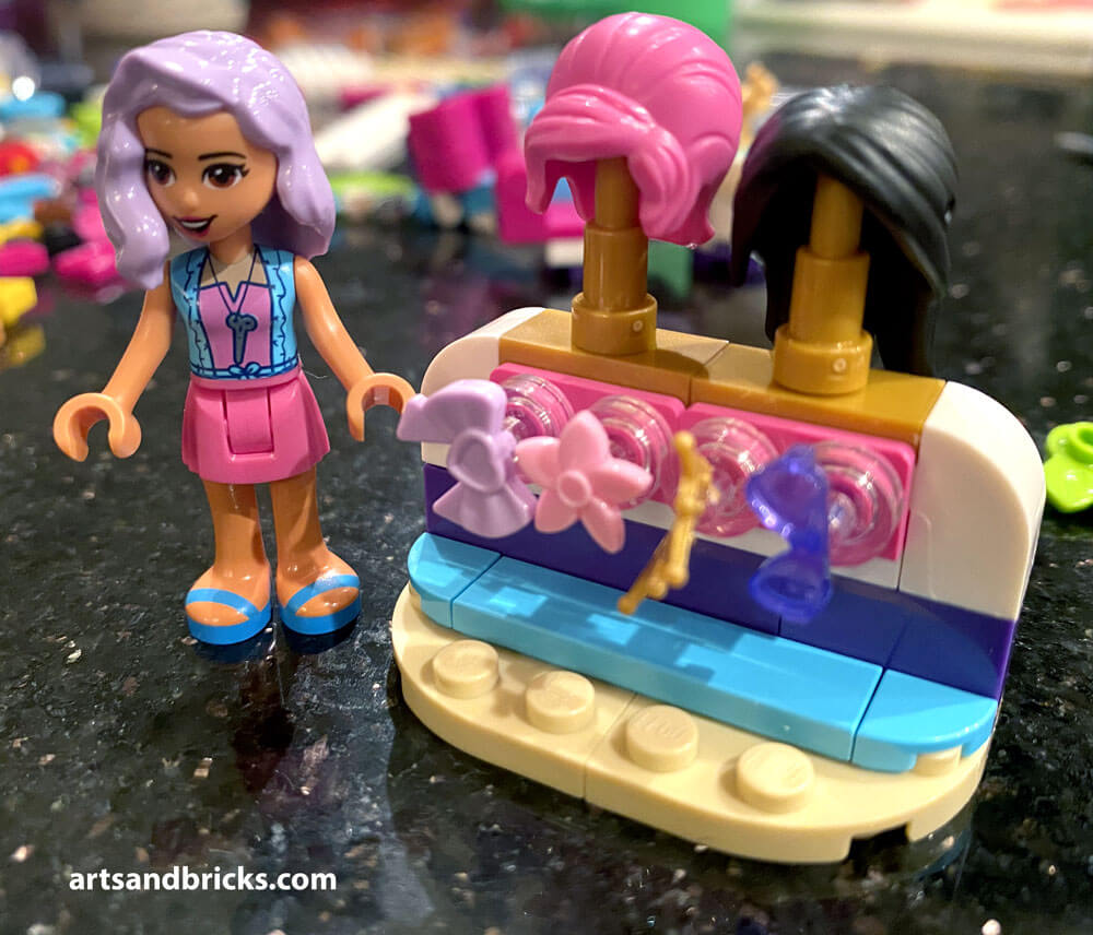 Lego friends pink hair deals