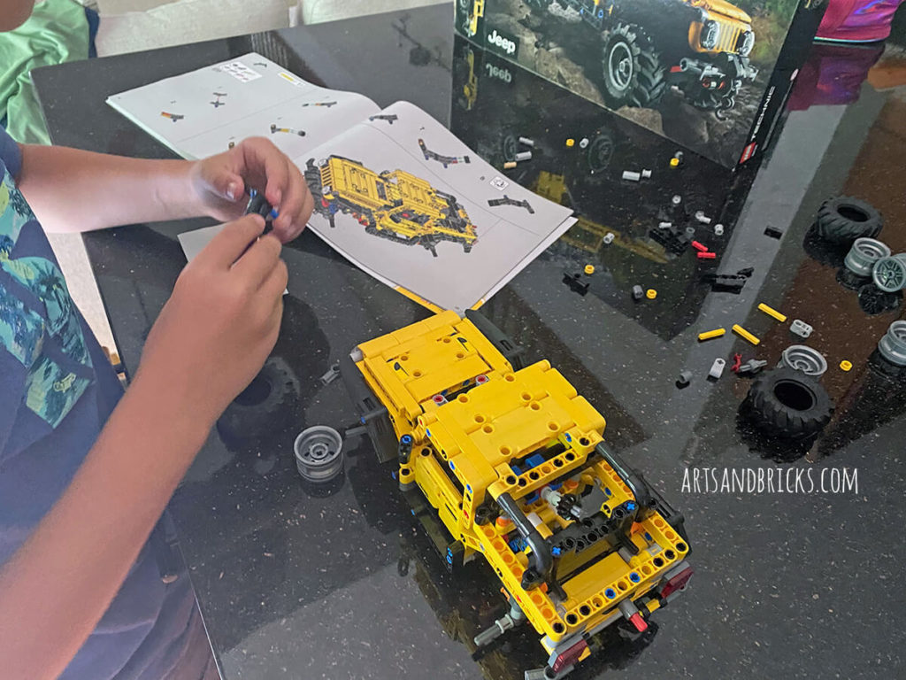 An excellent choice for elementary aged and middle school children this year is the LEGO's Jeep Wrangler Rubicon Technic Set. Explore pictures and our kid-builder's favorite features!