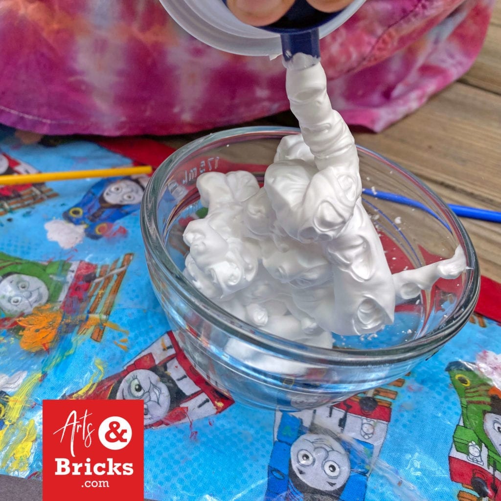 How to make Puffy Paint Fireworks - Arts and Bricks