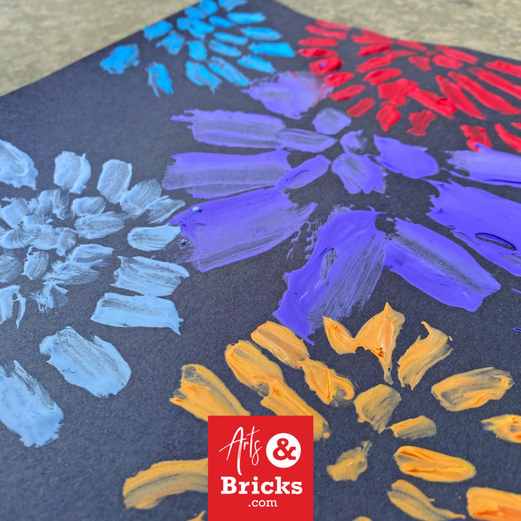 How to make Puffy Paint Fireworks - Arts and Bricks