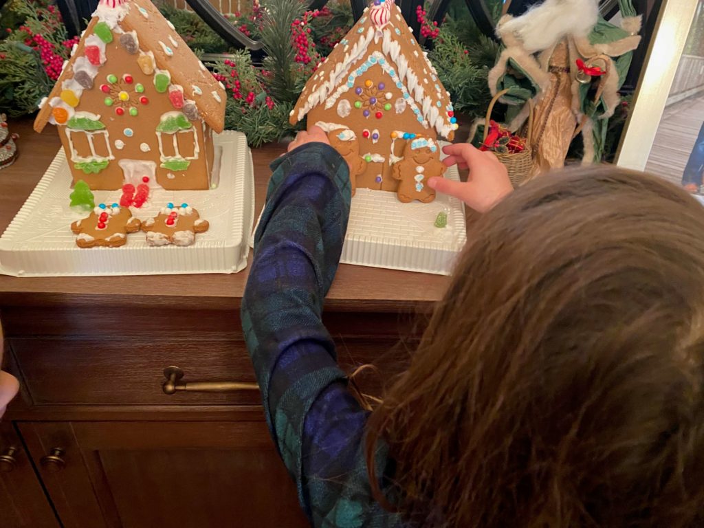 Don't forget to put your finished gingerbread houses on display in your home!